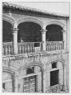 VITORIA Patio del Palacio de Vendaño.