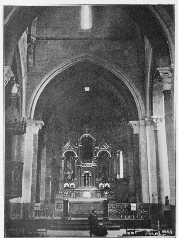 Lámina 22. ARMENTIA Interior de la basílica.
